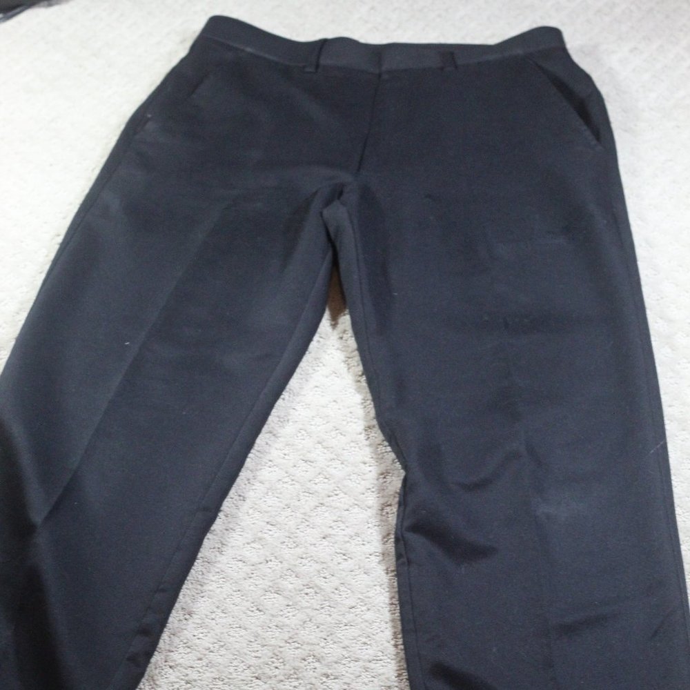 Oobe Men's 32x30 Black Straight Leg Flat Front Slacks -  LIKE NEW